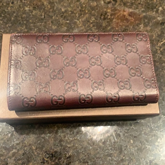 GUCCI Long Guccissima Metal Bar Continental Wallet - Picture 3 of 11